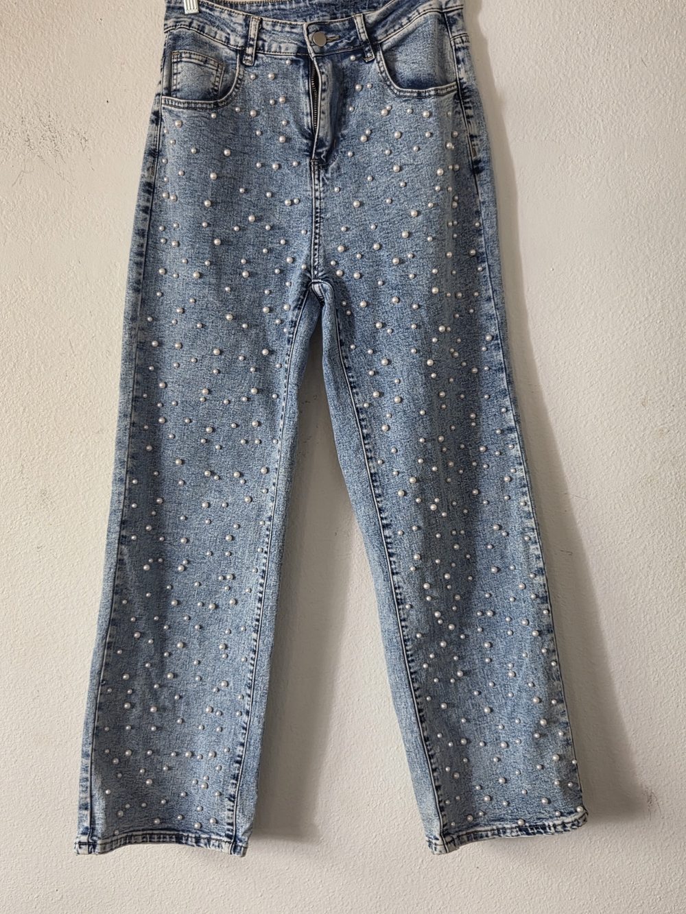 Pearl-Embellished Light Blue Straight-Leg Jeans
